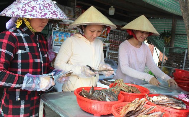 cá lóc, nuôi cá lóc, cá lóc khô, giá cá, giá cá lóc, giá cá đồng, thủy sản