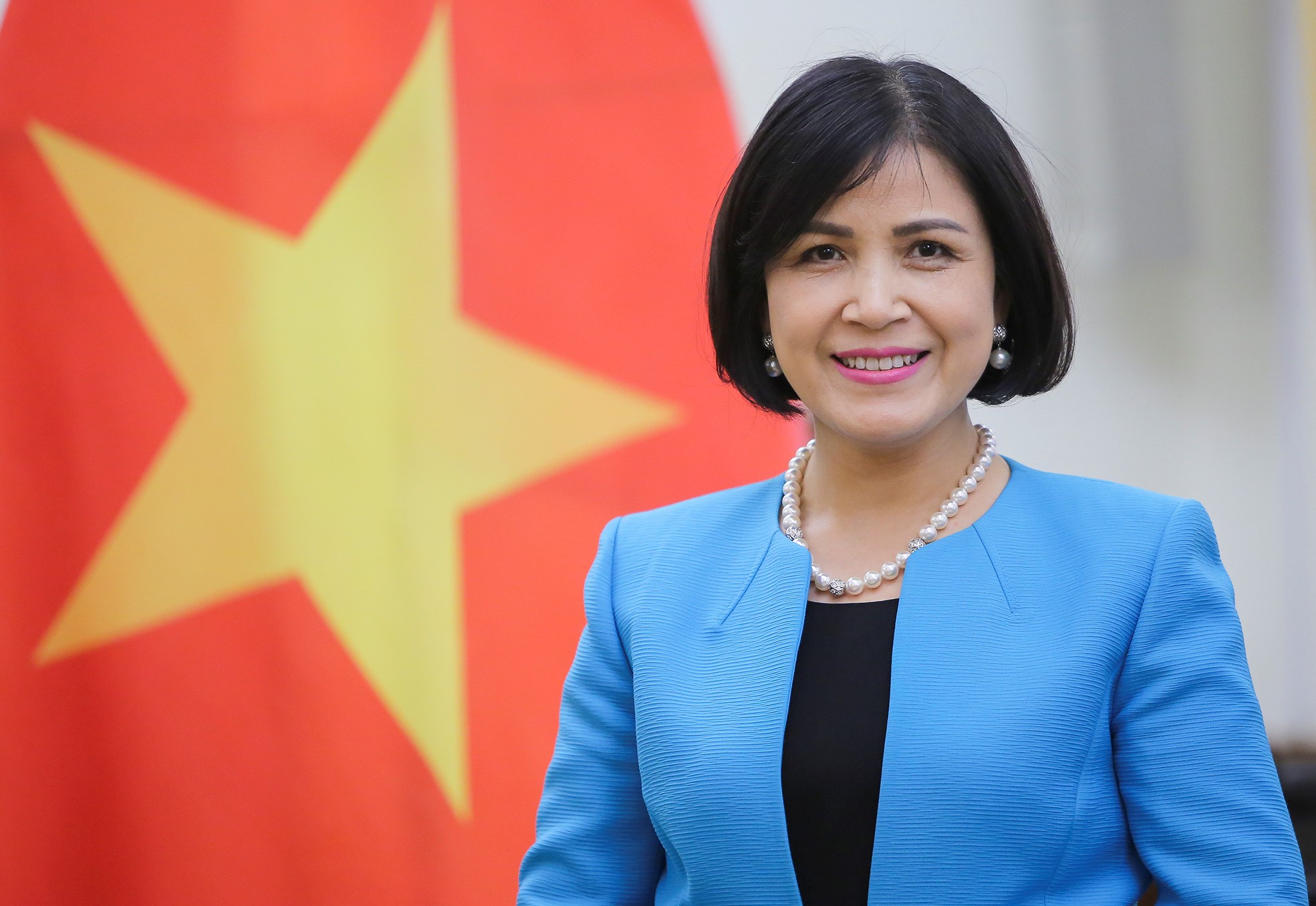 Đại sứ Lê Thị Tuyết Mai