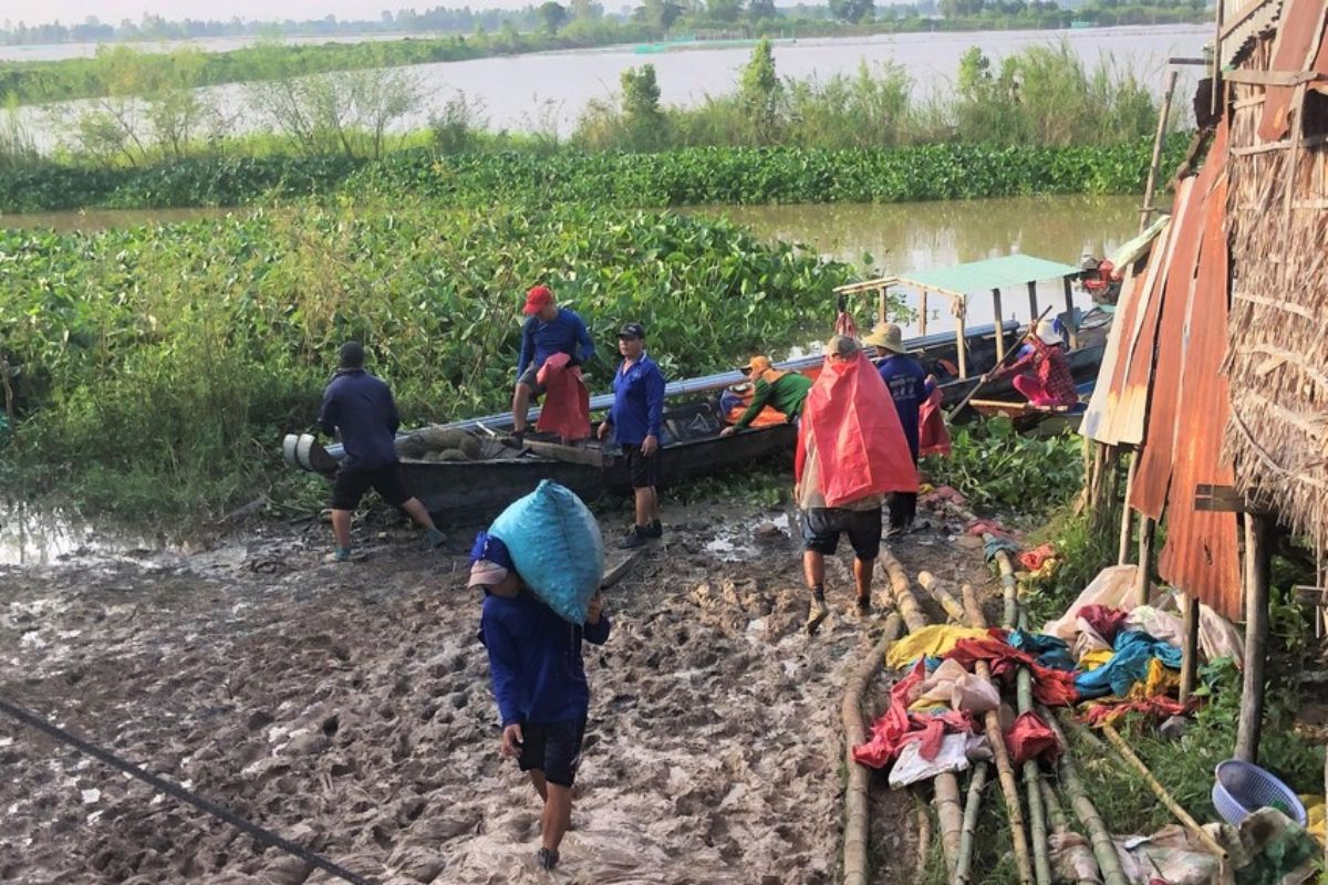 Bãi thu mua ốc