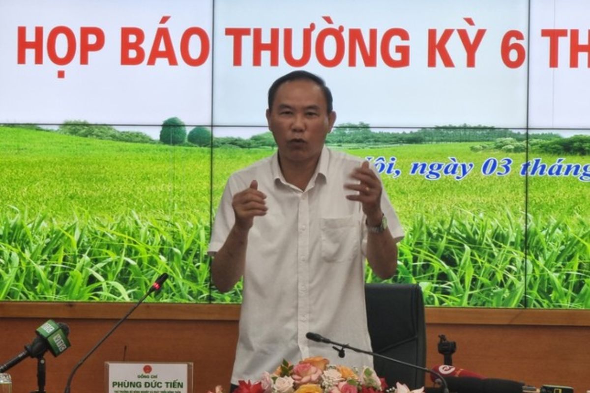 Phùng Đức Tiến