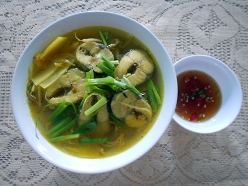 canh cá chuồn