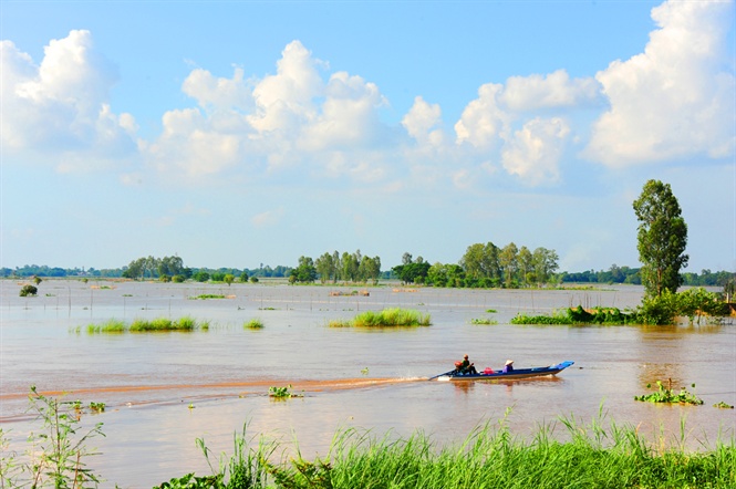 mưu sinh mùa nước lũ, mùa nước lũ miền tây, khai thác thủy sản, đánh bắt thủy sản