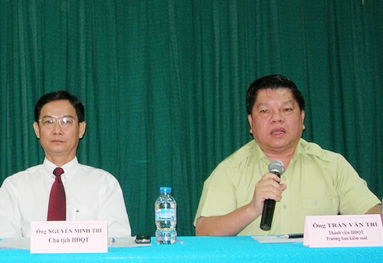 Ông Trần Văn Trí (phải) khẳng định Thủy sản Phương Nam đã đi vào hoạt động ổn định sau khi tái cấu trúc, thu xếp xong khoảng nợ 1.600 tỷ đồng. Ảnh: Duy Khang