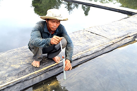 Sản xuất muối sạch ở Tam Hòa