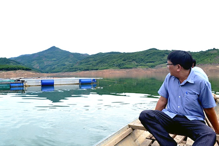 Khấm khá nhờ nuôi cá chình