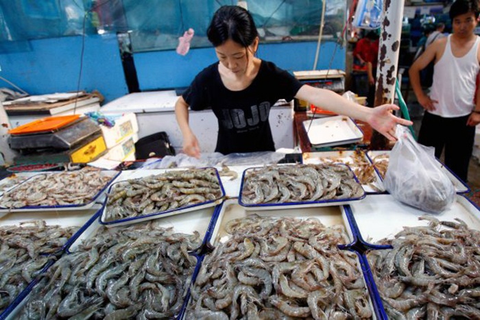 Ngành tôm Trung Quốc ảnh hưởng nặng nề vì bị Mỹ áp thuế 10%