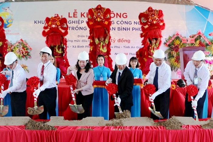 Khởi công dự án nuôi trồng thủy sản công nghệ cao 4000 tỷ đồng