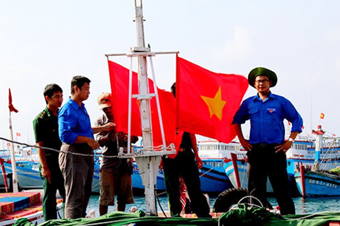 Hướng ngư dân khai thác thủy sản hợp pháp