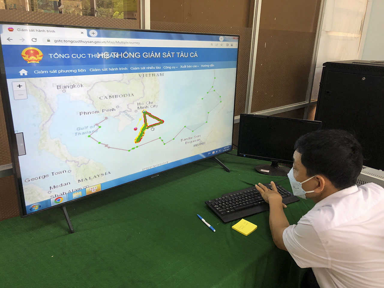 kiểm soát tàu cá