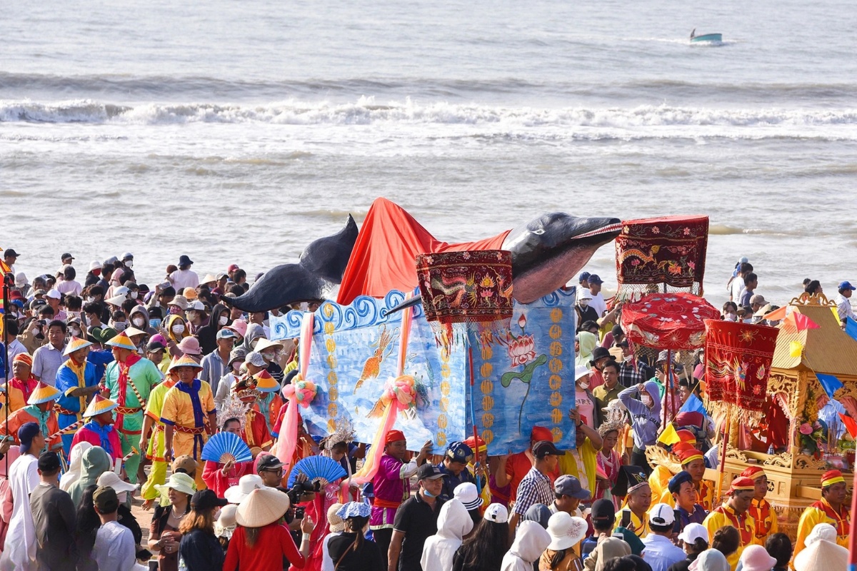 thờ cúng cá ông