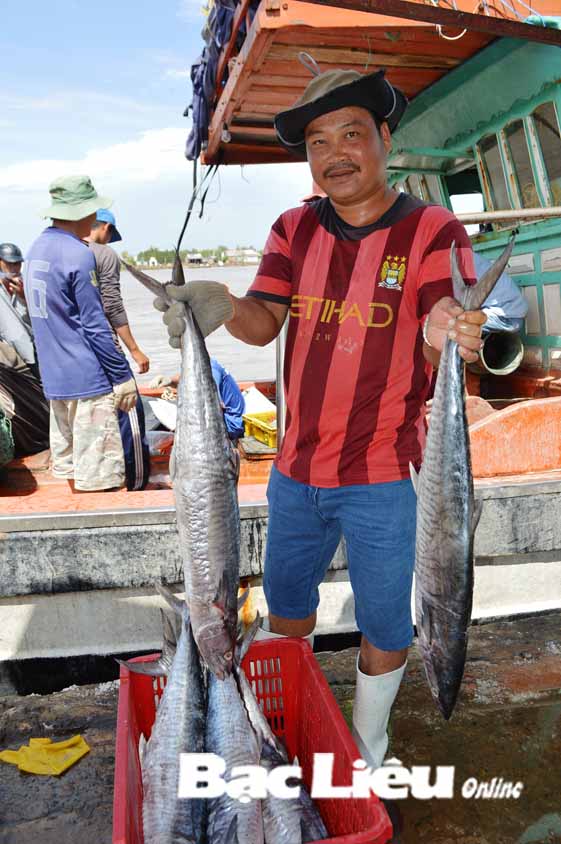 làm giàu từ biển