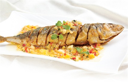 Cá nục xốt dứa