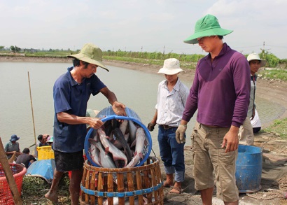 Hợp tác phát triển bền vững cá tra