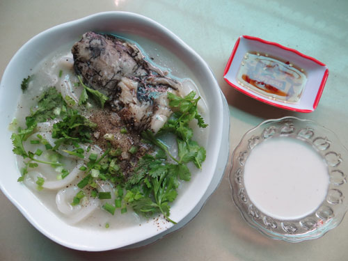 bánh canh cá lóc