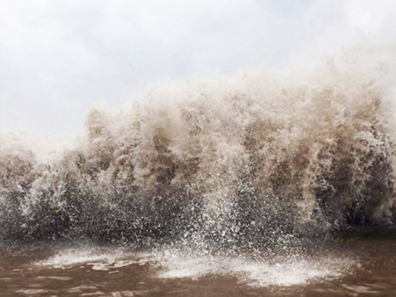 Bão số 12 có thể khiến sóng biển ven bờ cao 4m