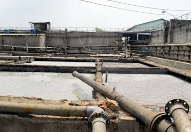 bể chứa nước thải