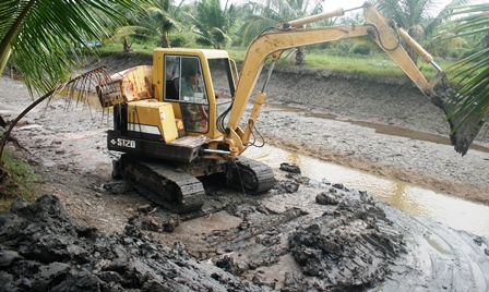 cải tạo đáy ao