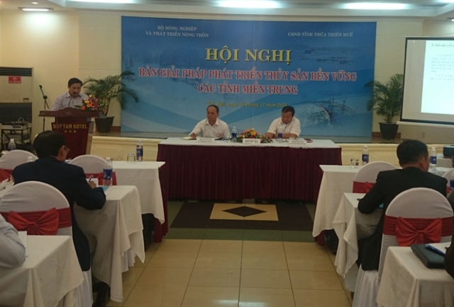 chủ trì hội nghị