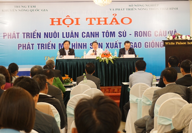 chủ trì hội thảo