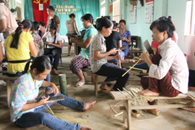 nghề đan rọ tôm.