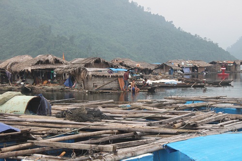 hồ thủy điện Na Hang.