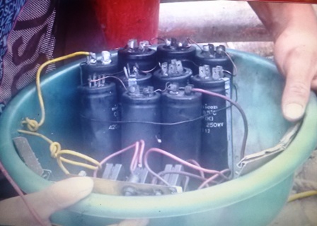 Kích điện mà chủ tàu dùng để đánh bắt hải sản.