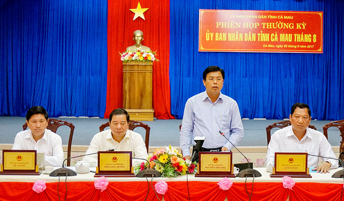 Cà Mau: Kiểm tra quy trình nuôi tôm siêu thâm canh quá chậm