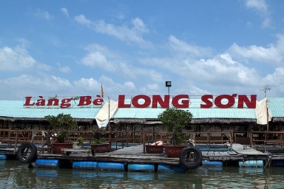 làng bè Long Sơn