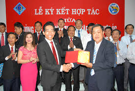 hợp tác