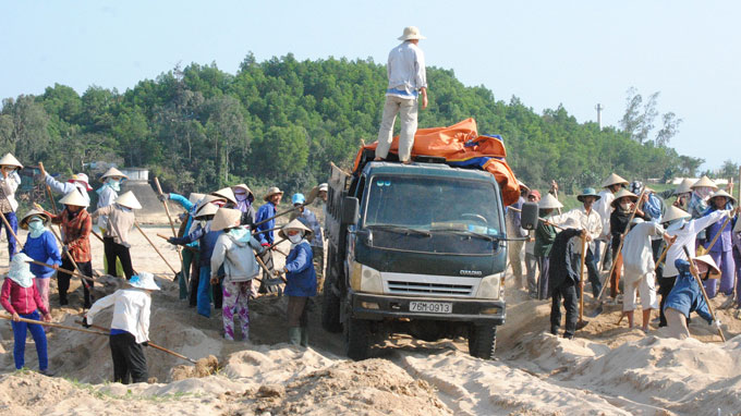 nghề xúc cát