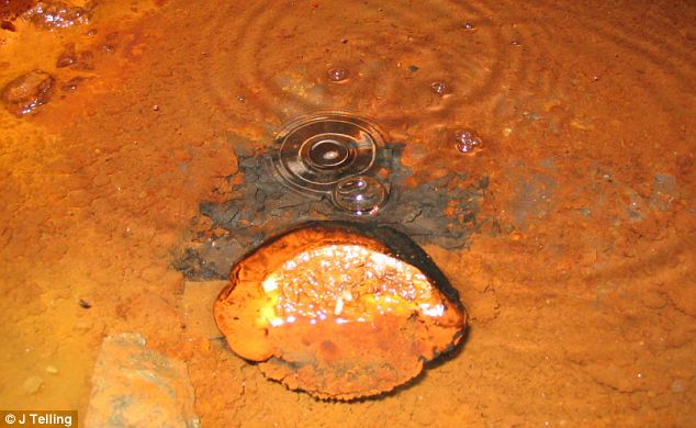 nước 3 tỷ năm tuổi