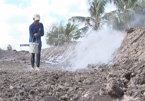 rải vôi khử trùng