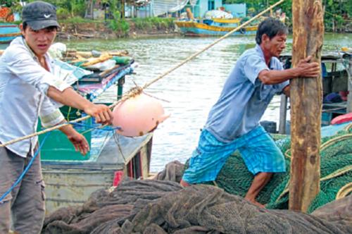 Đáy bắt cá cửa sông
