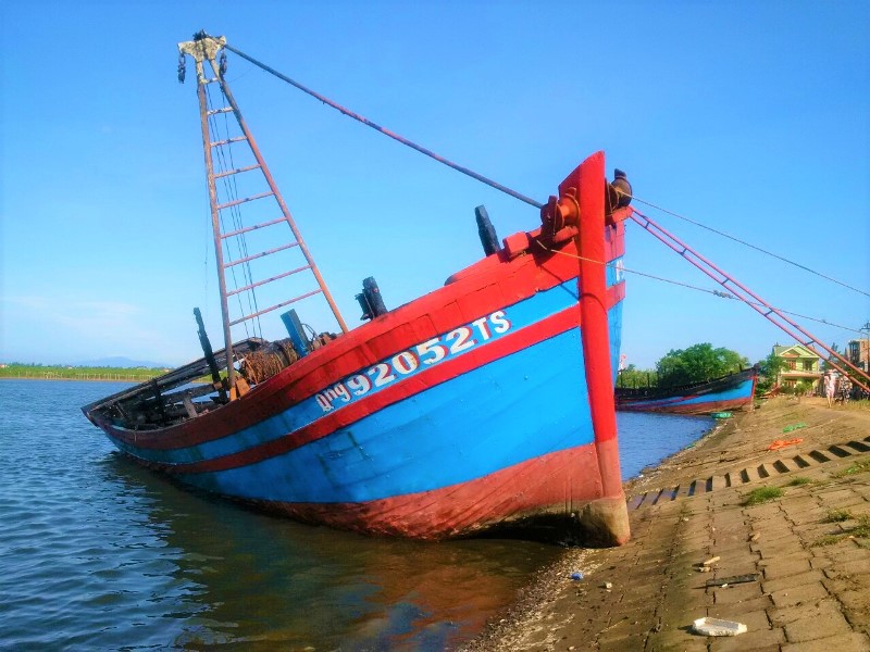 tàu cháy