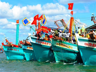 tàu cá Nghinh Ông