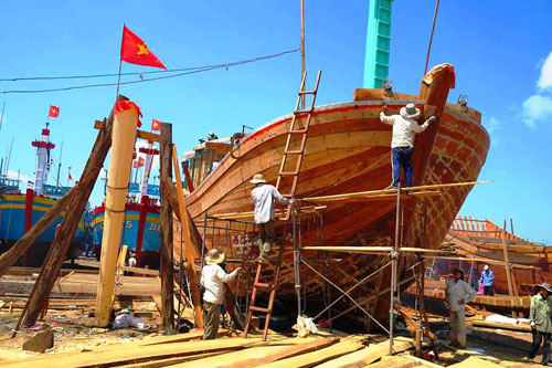 Bình Thuận: Từ 20/3 cấm đóng mới tàu cá làm nghề lưới kéo