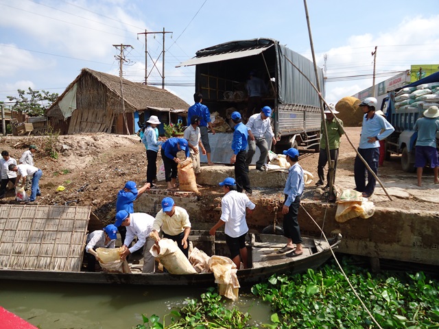 tha giong ra moi truong