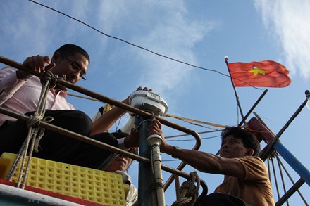 thiết bị vệ tinh