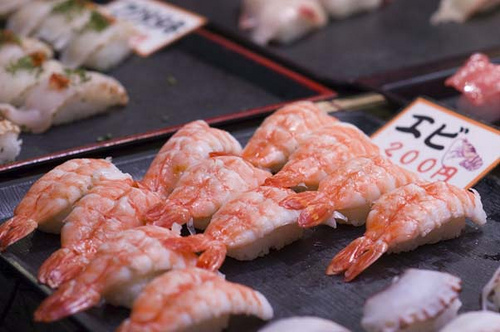 tom thị trường nhật