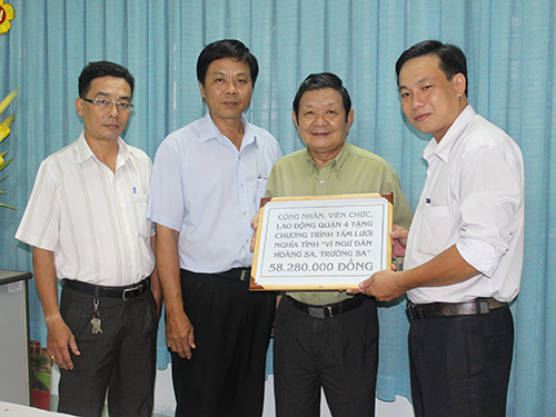 ủng hộ ngư dân