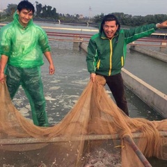 Chàng trai với sáng chế "sông trong ao"