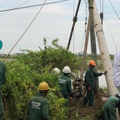 Bạc Liêu: 186 hộ nuôi tôm huyện Đông Hải sẽ có điện 3 pha