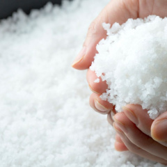 Tìm hiểu về muối dùng trong ao nuôi tôm