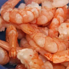 Astaxanthin tự nhiên và tổng hợp: Tôm luộc đỏ au chưa chắc đã là tôm khỏe?