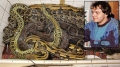 Người đàn ông sống chung với gần 50 con rắn