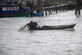 Nhiều phương tiện đánh bắt làm hủy hoại nguồn lợi thủy sản ven bờ