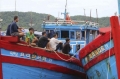 Palau thiêu hủy 4 tàu cá Việt Nam đánh bắt bất hợp pháp