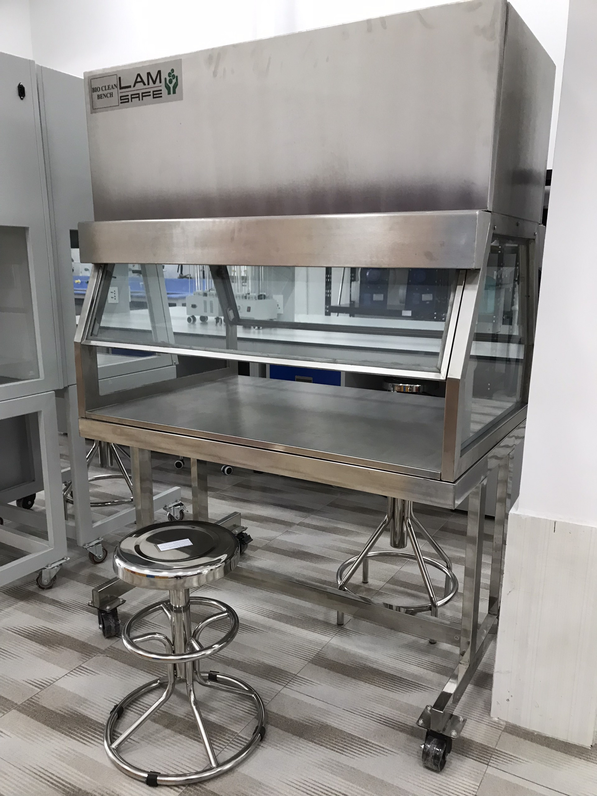 TỦ CẤY VI SINH - Ảnh 2