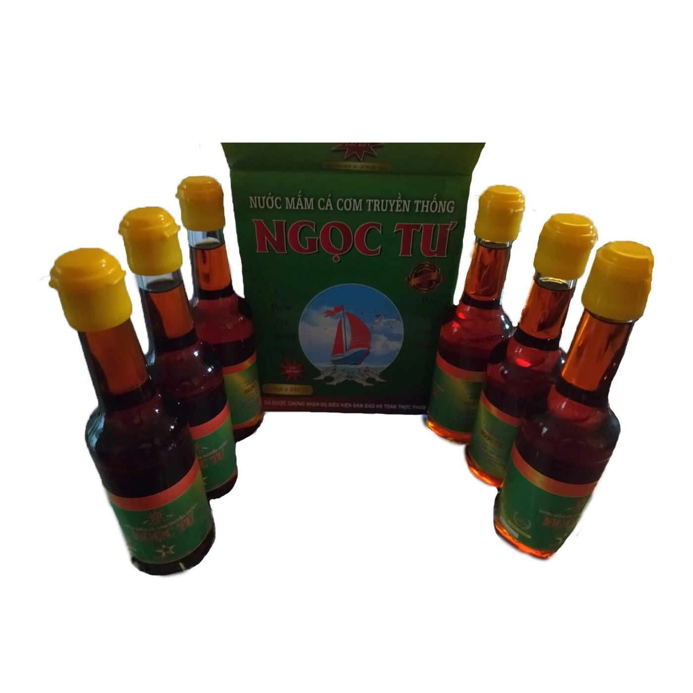 Nước mắm cá cơm Ngọc Tư