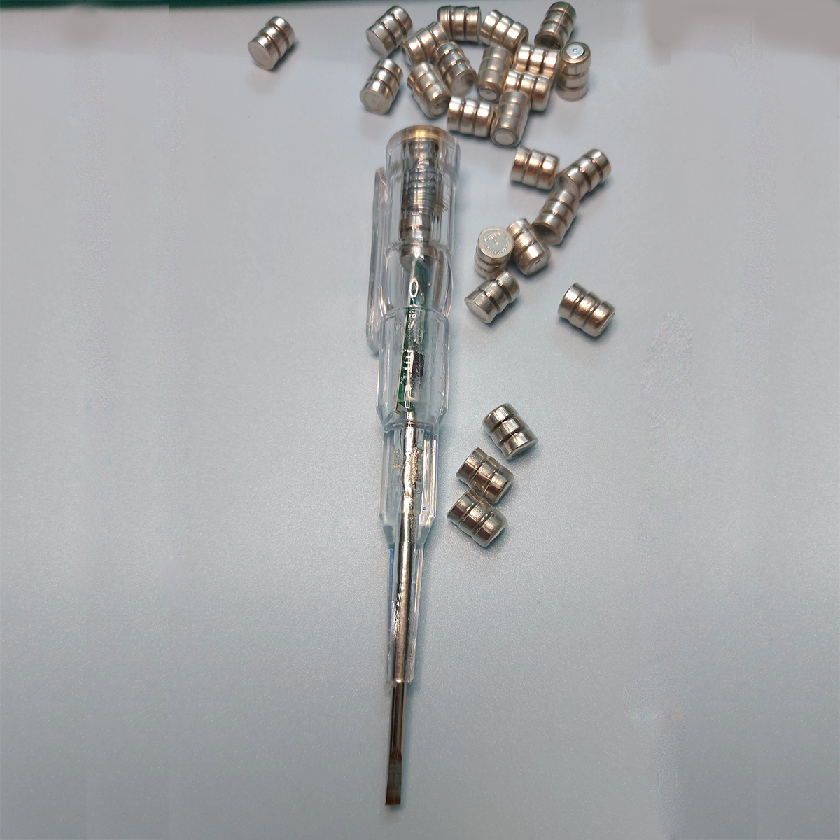 Bút thử điện 2 LED Không Tiếp Xúc An Toàn Độ Chính Xác Cao, có túi treo cho cửa hàng - Ảnh 4